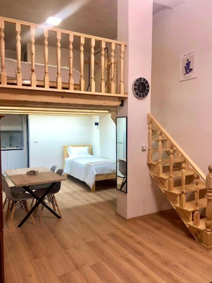 Guest House Dashi Gjirokaster Bagian luar foto