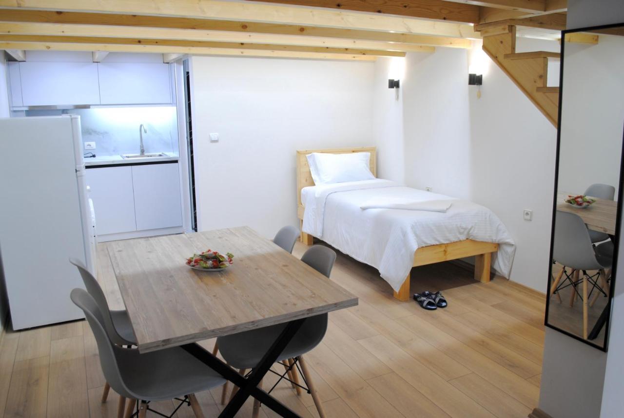 Guest House Dashi Gjirokaster Bagian luar foto
