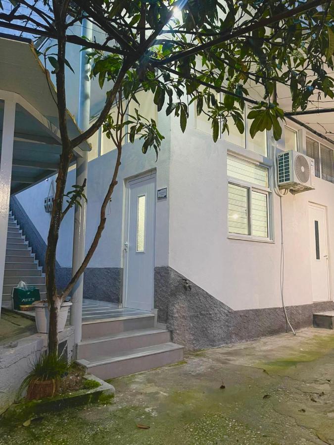 Guest House Dashi Gjirokaster Bagian luar foto