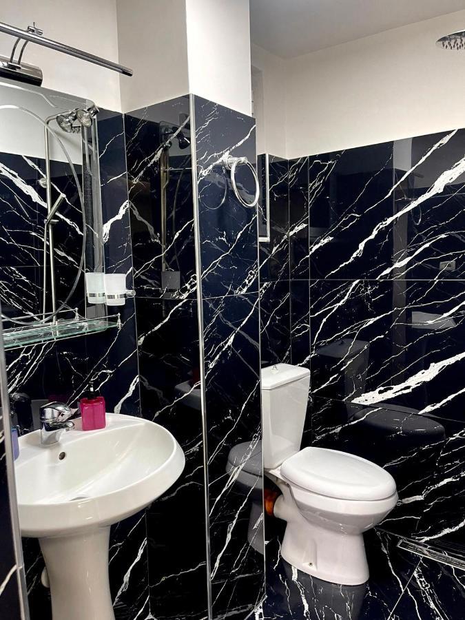 Guest House Dashi Gjirokaster Bagian luar foto